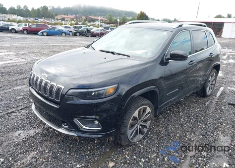 2019 Jeep Cherokee Overland 4X4 z USA, uszkodzony, nr VIN 1C4PJMJN7KD117244